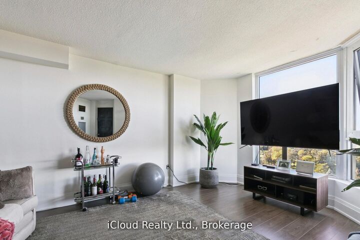 238 Albion Road 1108 — photo 1