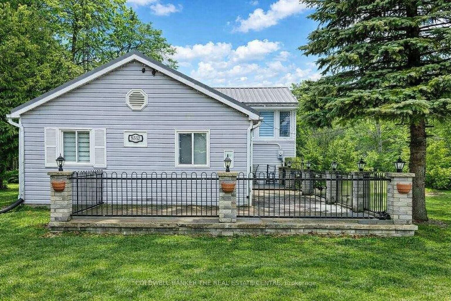 Property Photo: 8352 Main Lisle Street ON L0M 1M0