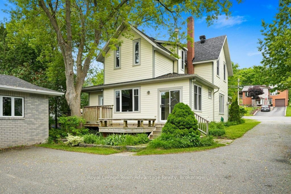 Property Photo: 35 William Street ON P2A 1V2