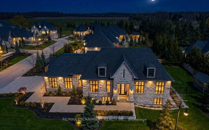38 Visser Drive — photo 1