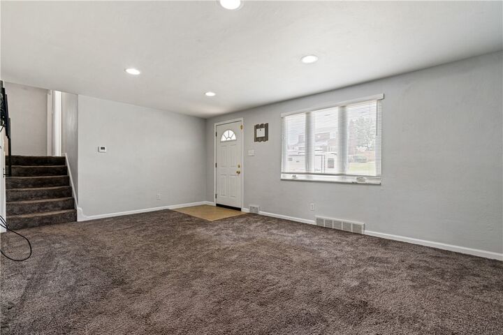 Property Photo:  719 Baldwin Drive  PA 15227 