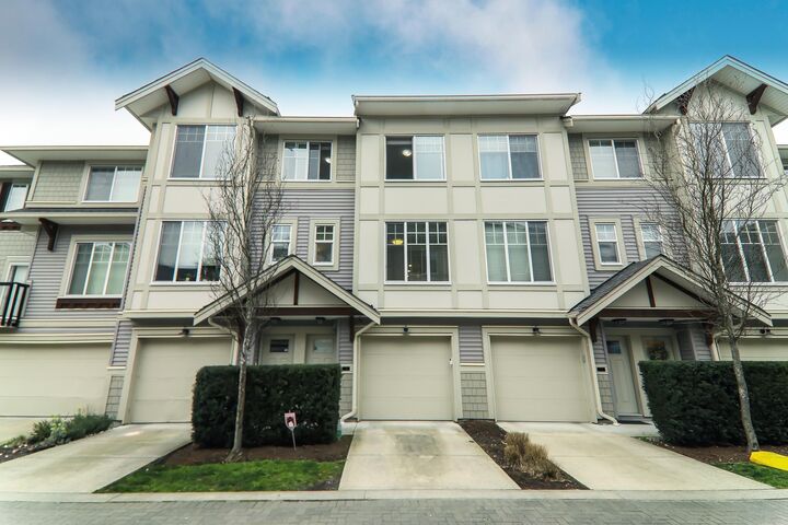 Property Photo: 20498 82 Avenue 70 BC V2Y 0V1