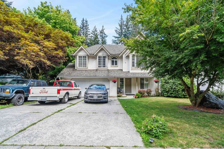 Property Photo: 275 Forrest Crescent BC V0X 1L4