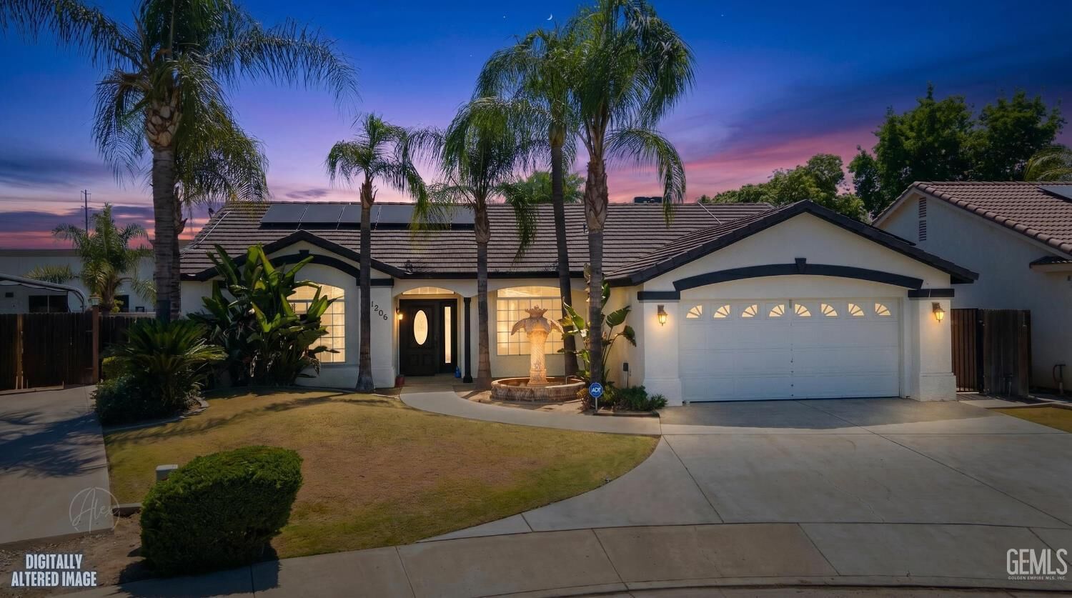 Property Photo: 4706 Bay View Court CA 93312