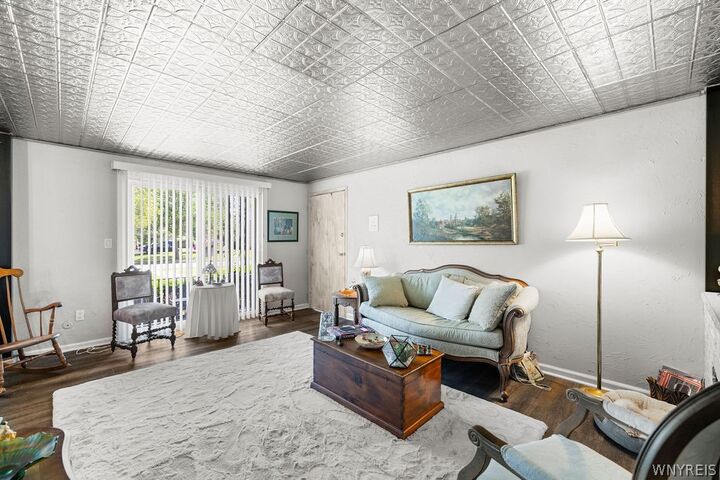 Property Photo:  140 Old Lyme Drive 4  NY 14221 