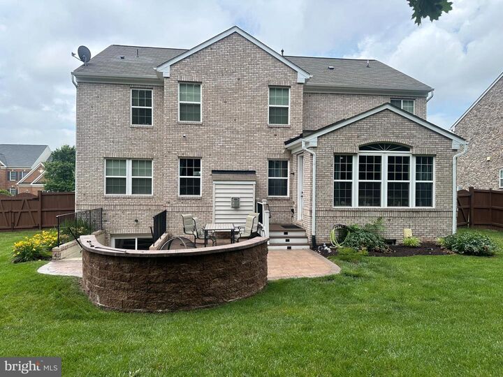 Property Photo:  8057 Tysons Oaks Court  VA 20155 