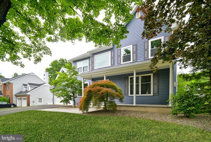 Property Photo:  2 Wharton Court  NJ 08824 