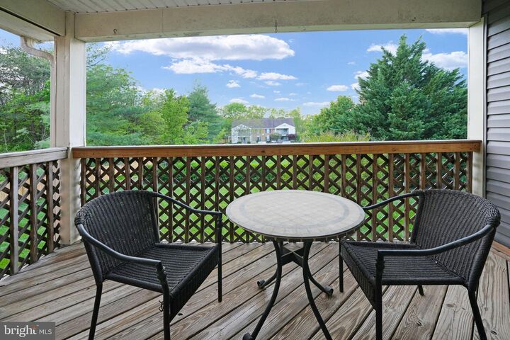 Property Photo:  7828 Waverley Mill Court  VA 20155 