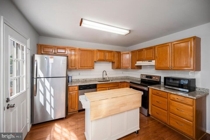 Property Photo: 4683 Joanna Court VA 22193