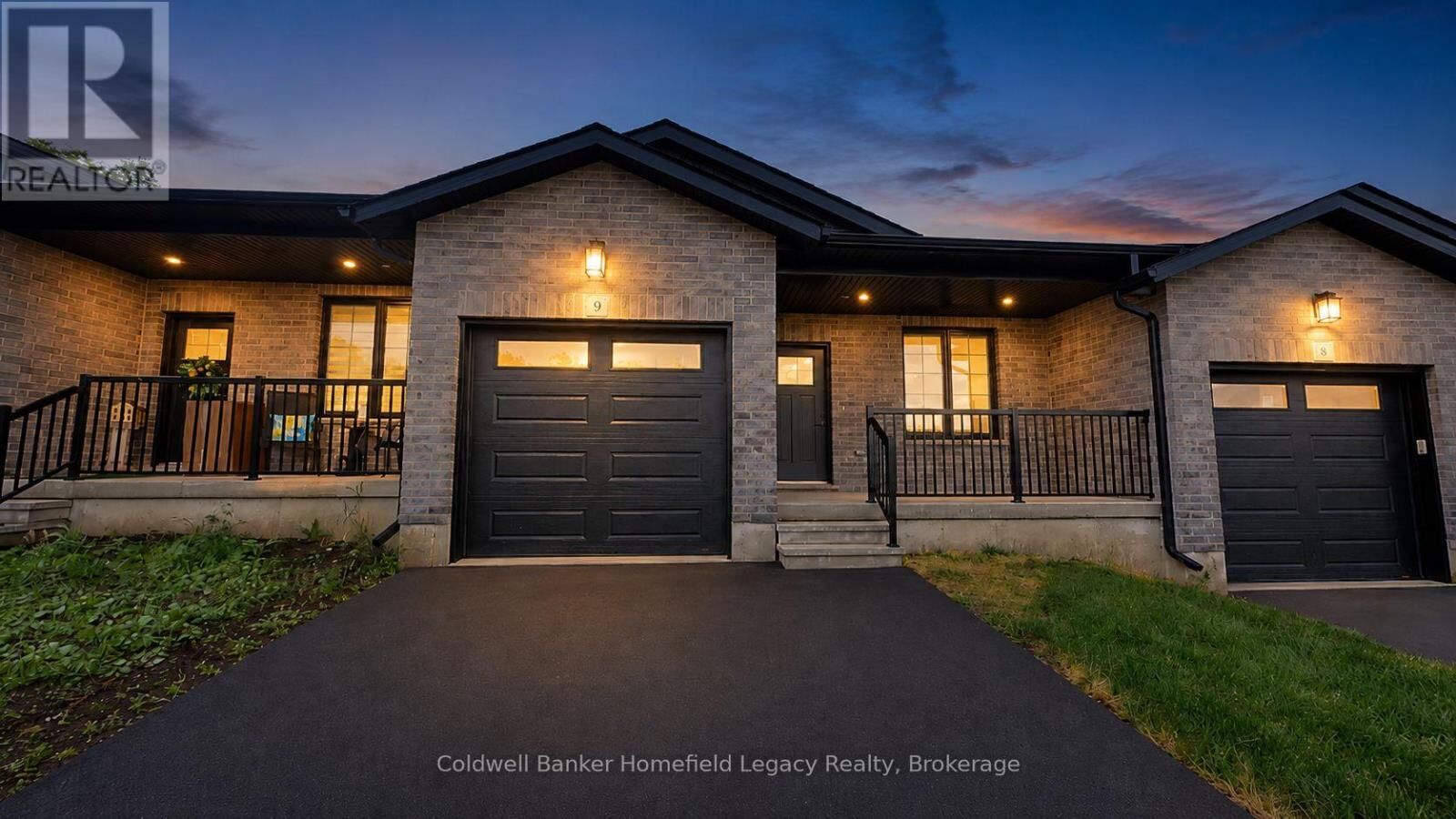 Property Photo:  165 Egan Avenue 9  ON N4X 0C9 