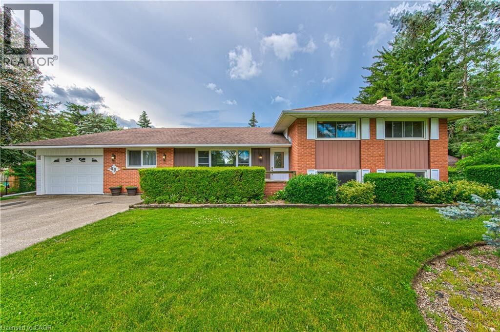 Property Photo:  46 Elroy Road  ON N0B 1M0 