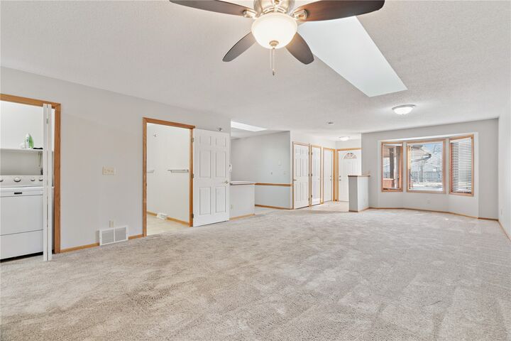 Property Photo:  140 35th St Dr SE 3  IA 52403 