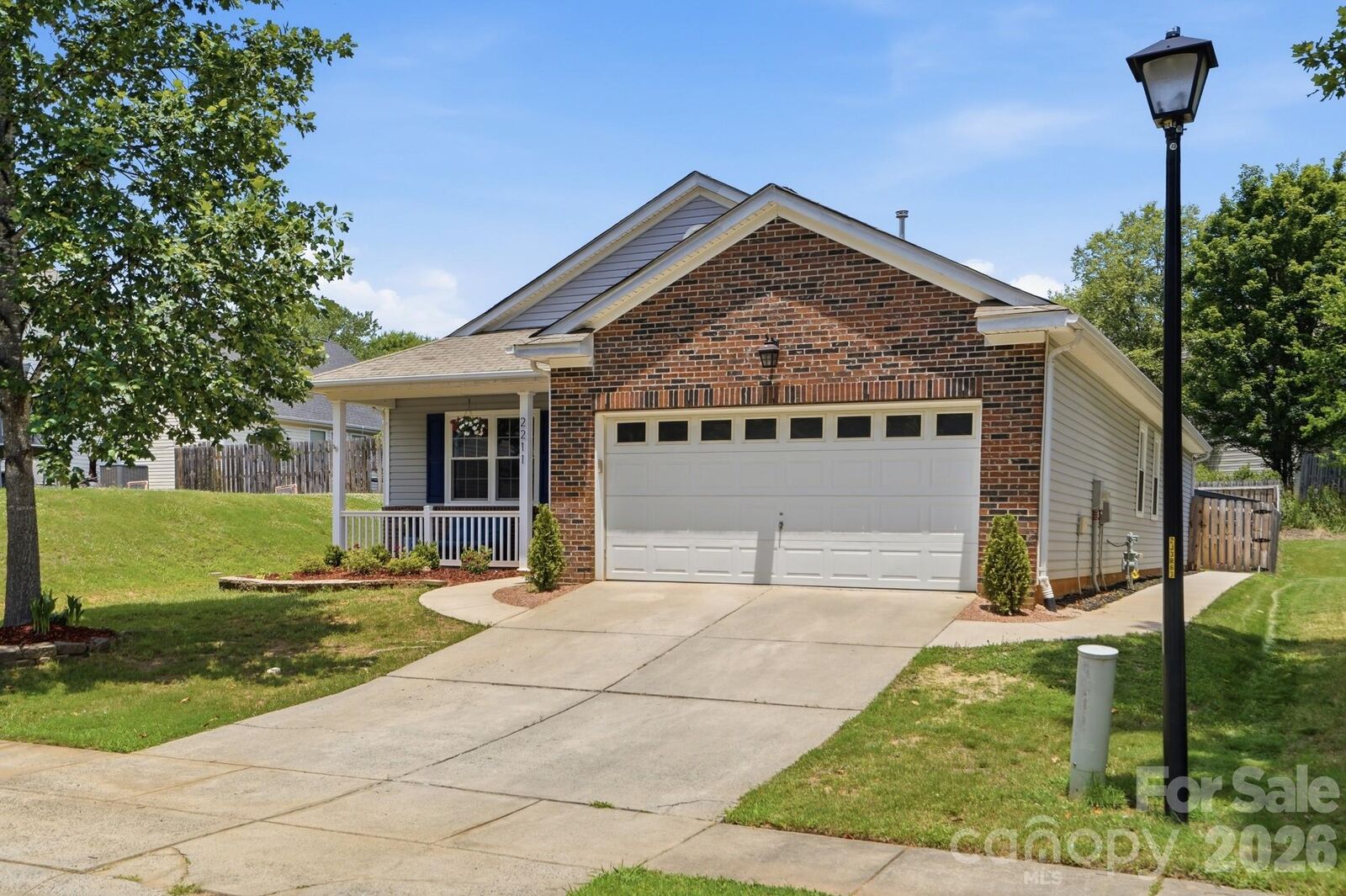 Property Photo: 2211 Savannah Hills Drive NC 28105