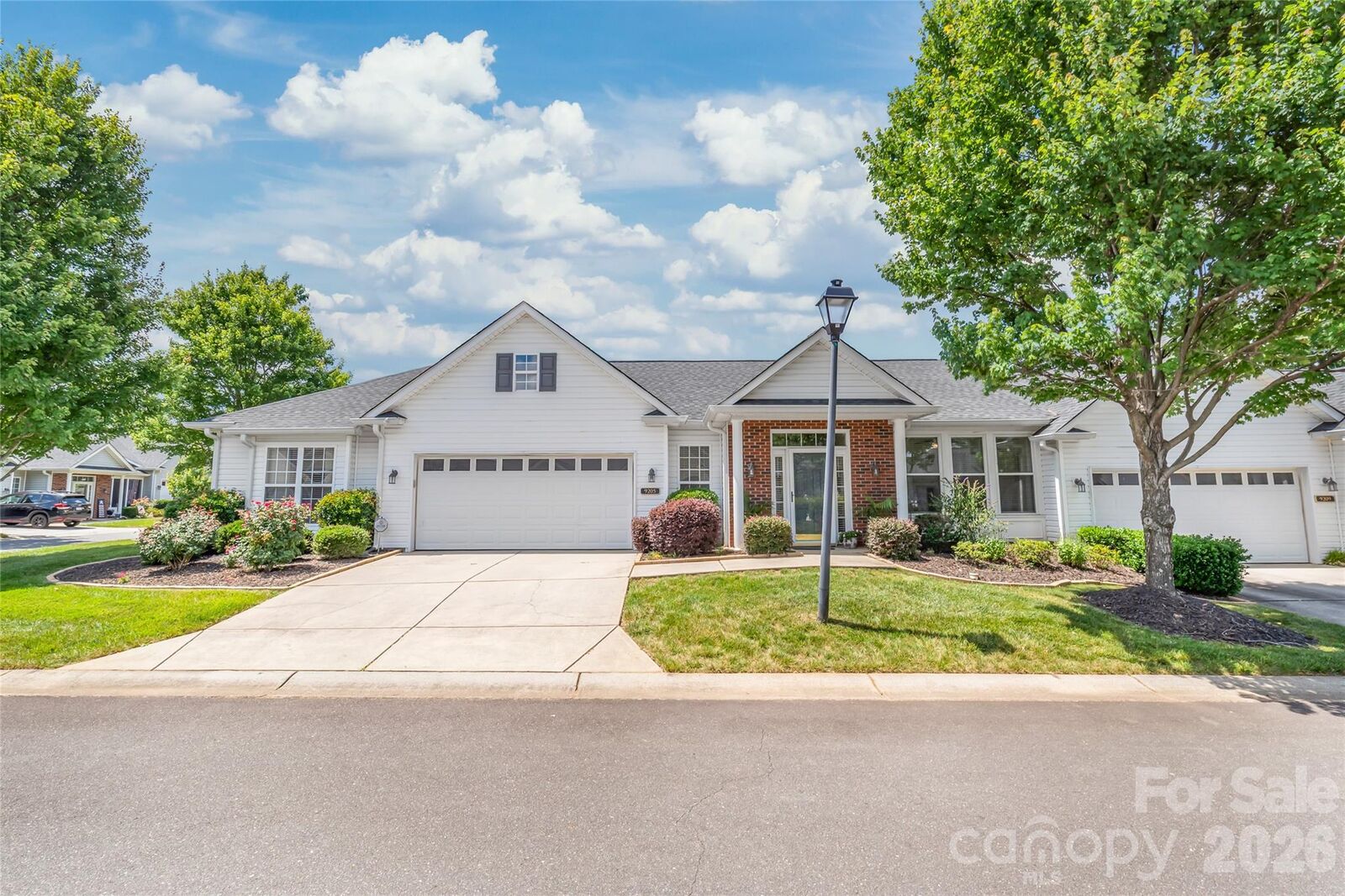 Property Photo: 9205 Duckhorn Drive NC 28277
