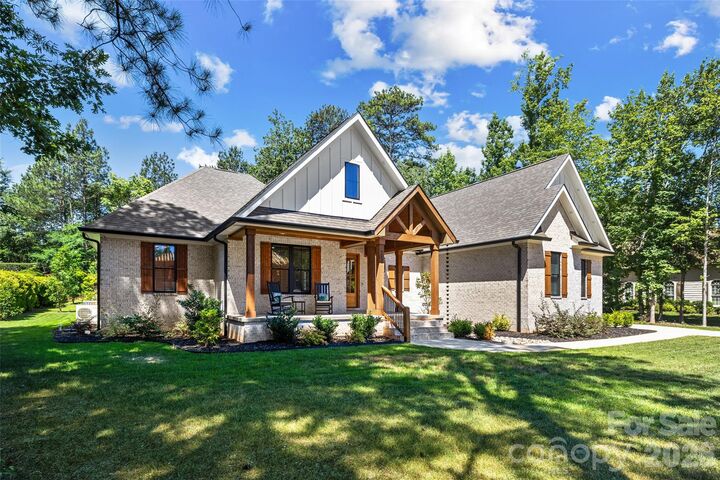 Property Photo:  4255 Crepe Ridge Drive  NC 28037 