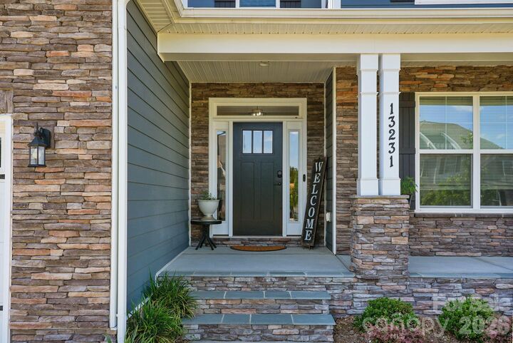 Property Photo:  13231 Fiore Place  NC 28078 