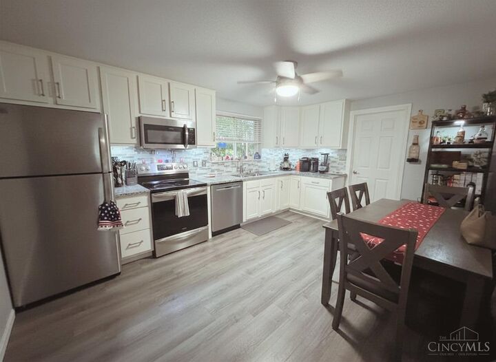 Property Photo: