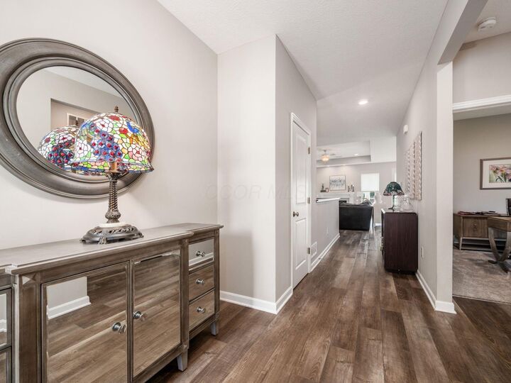 Property Photo: 434 Oakland Hills Loop OH 43116