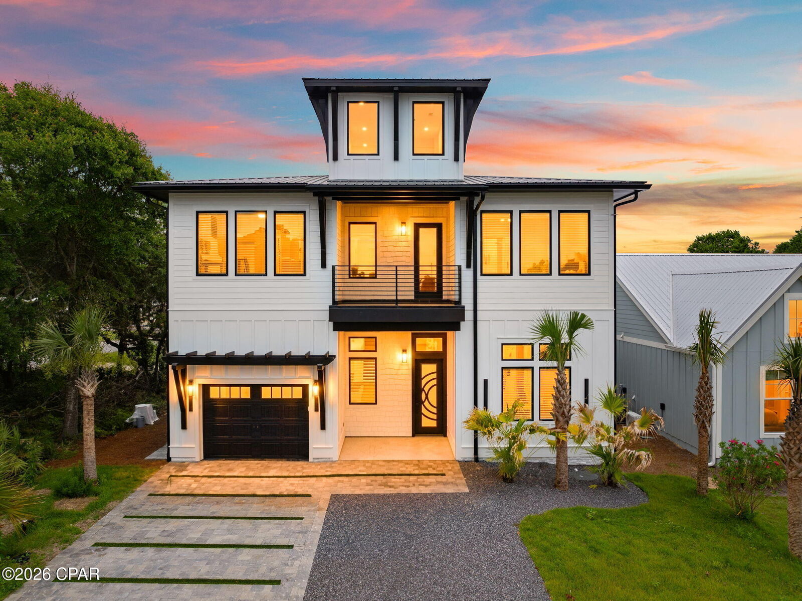 Property Photo: 240 Oleander Drive FL 32413