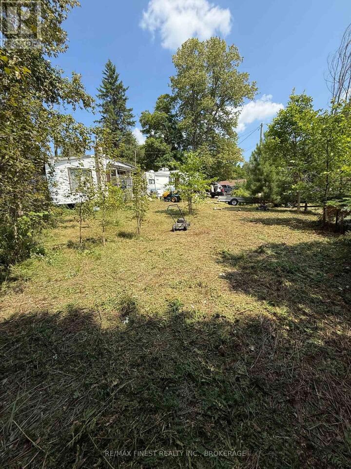Property Photo:  21508A Highway 41  ON K0H 1L0 