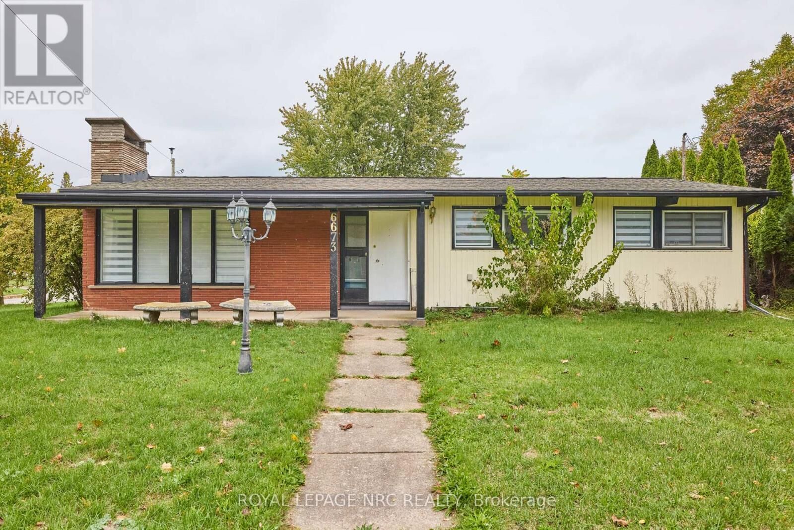 Property Photo:  6673 Huggins Street  ON L2J 1H5 