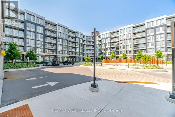 Property Photo:  2501 Saw Whet Boulevard 437  ON L6M 5N2 