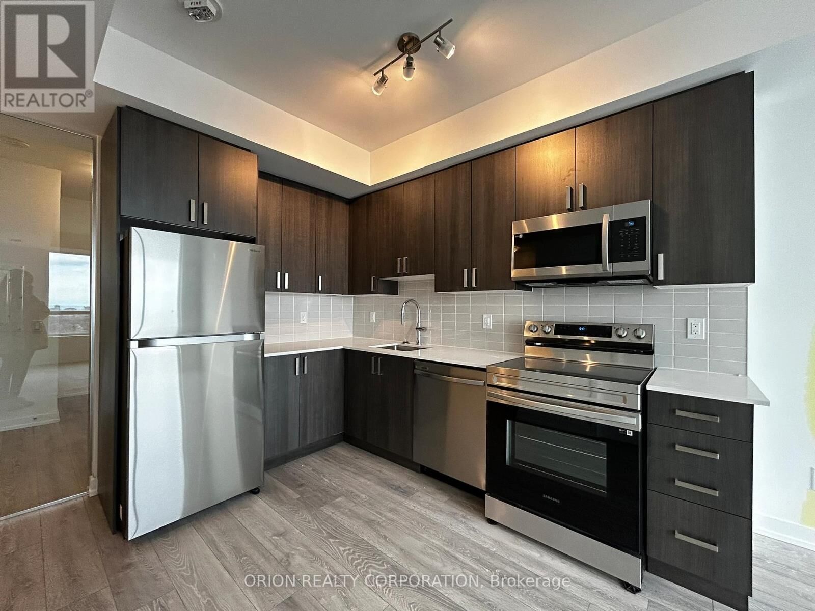 Property Photo: 1455 Celebration Drive 2203 ON L1W 1L8
