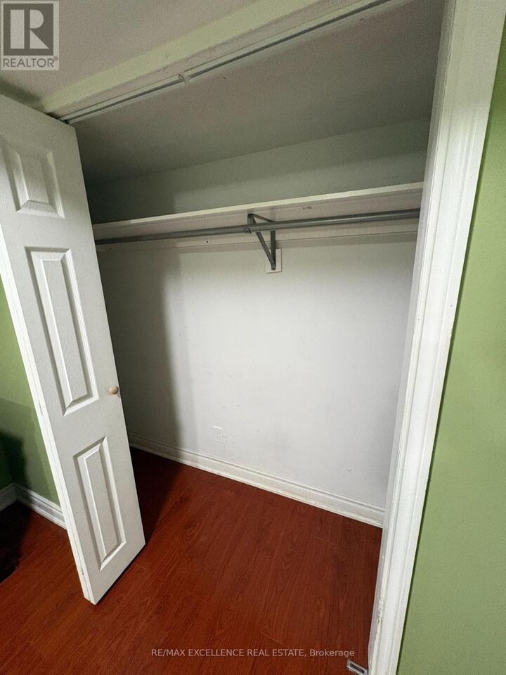 Property Photo:  11 Naperton Drive  ON L6R 0Z5 