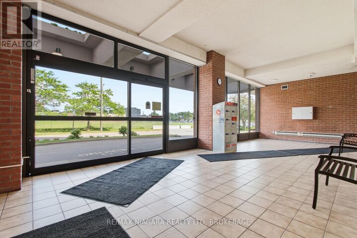 Property Photo: 7 Gale Crescent 1011 ON L2R 7M8