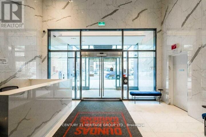 Property Photo:  251 Jarvis Street 1627  ON M5B 0C3 