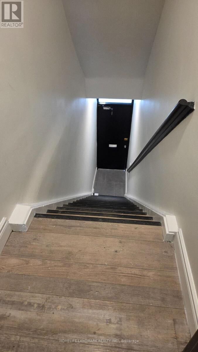 Property Photo:  793 Broadview Avenue 1  ON M4K 2P8 