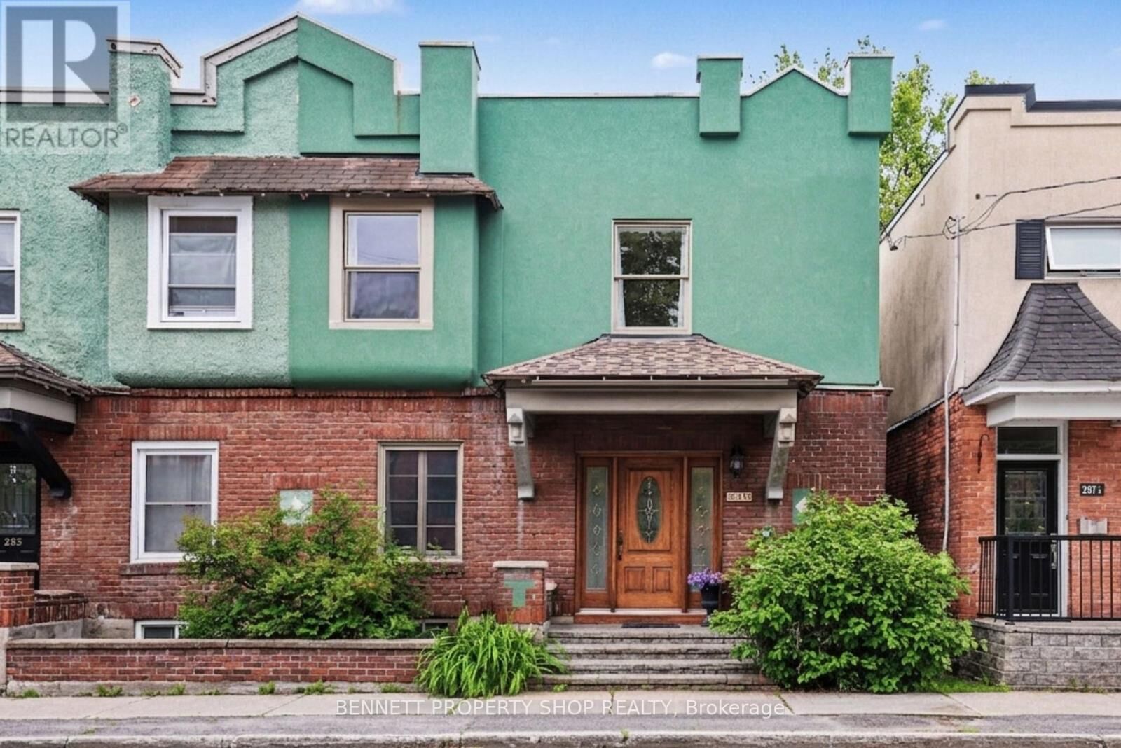 Property Photo: 289 Crichton Street ON K1M 1W3