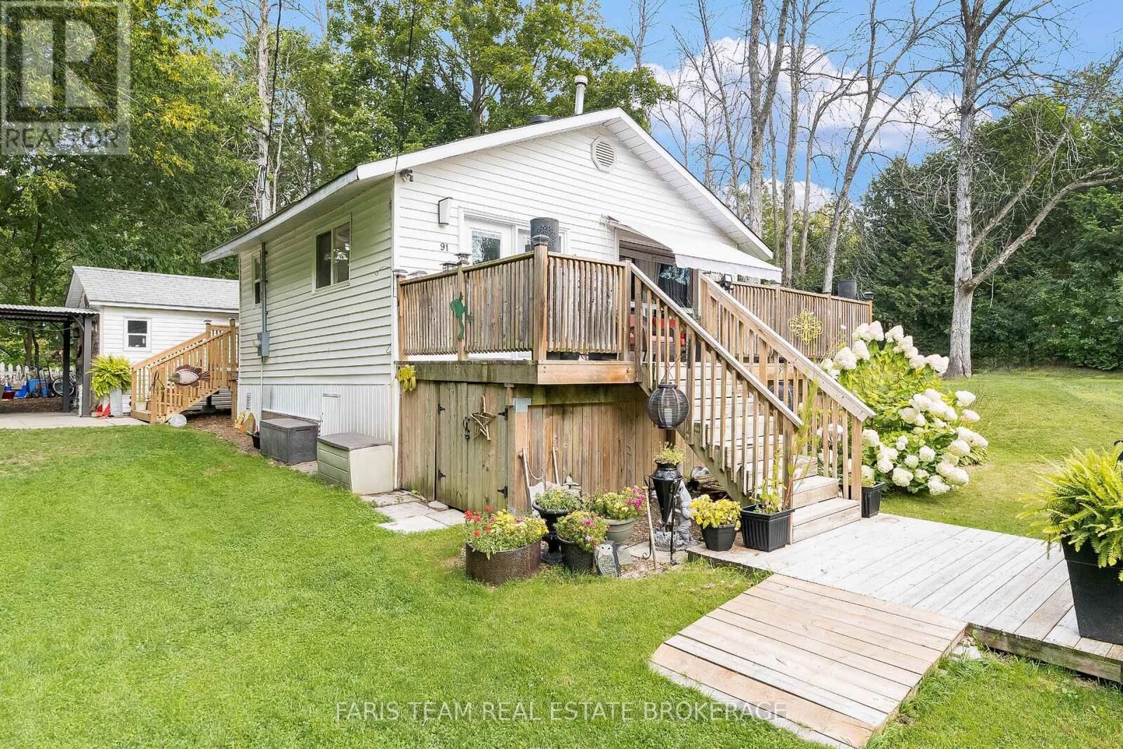 Property Photo: 91 Park Street ON L0K 2A0