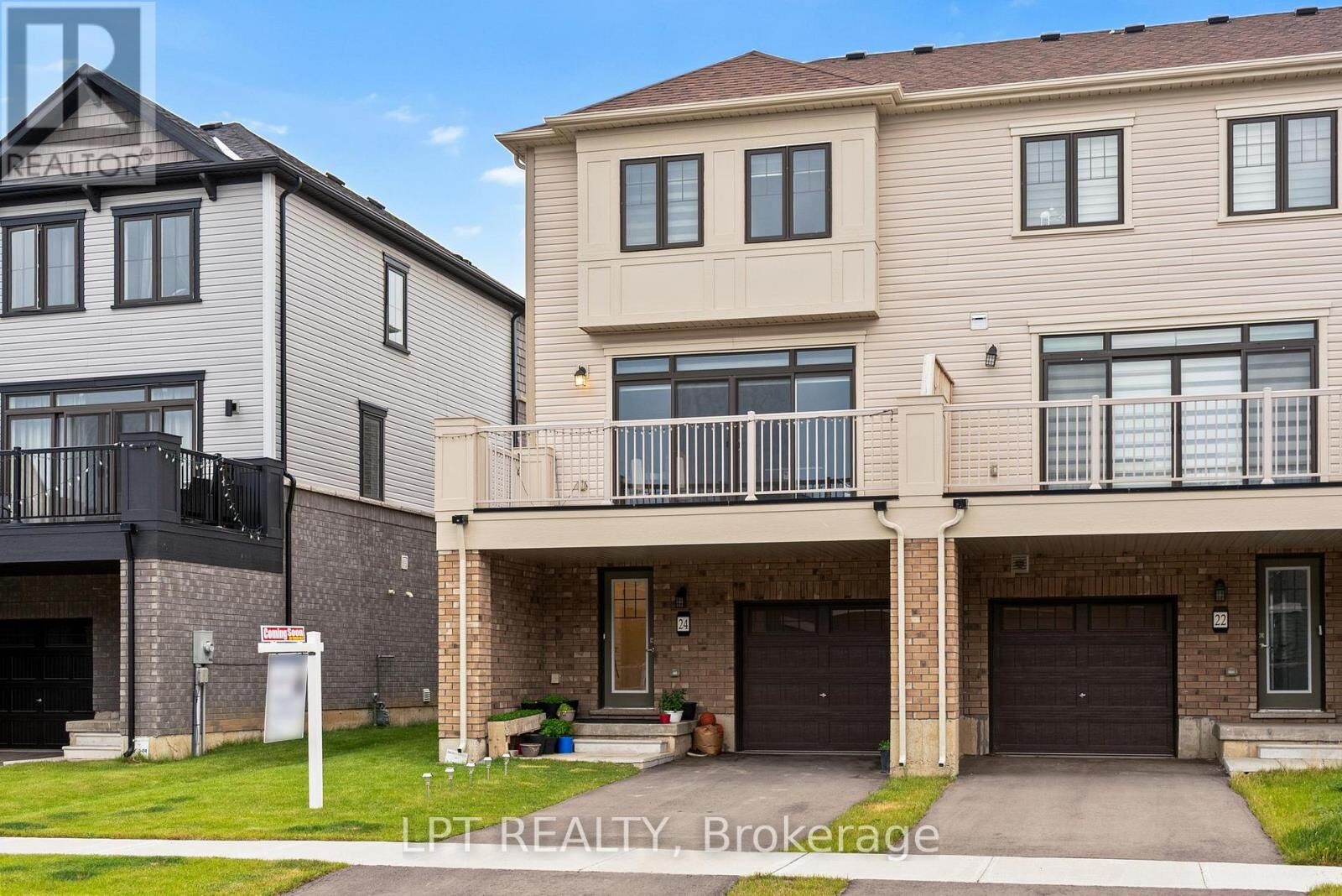 Property Photo: 24 Bee Crescent ON N3T 0V7