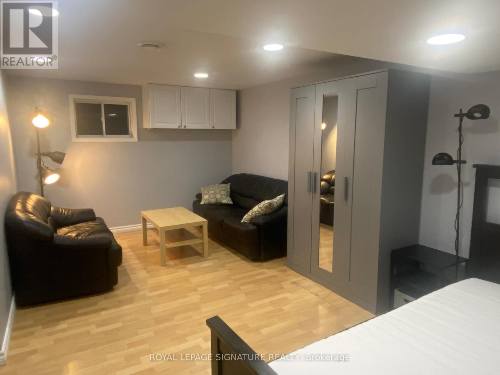 Property Photo:  72 Whitehorn Crescent B-8  ON M2J 3B2 