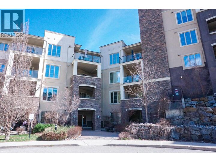 1875 Country Club Drive 1318 — photo 1