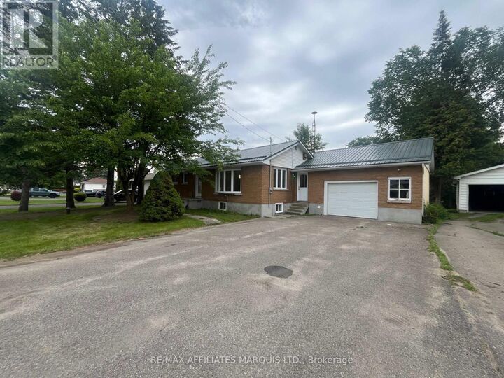 Property Photo:  1065 County Rd 15 Street  ON K6V 5T1 