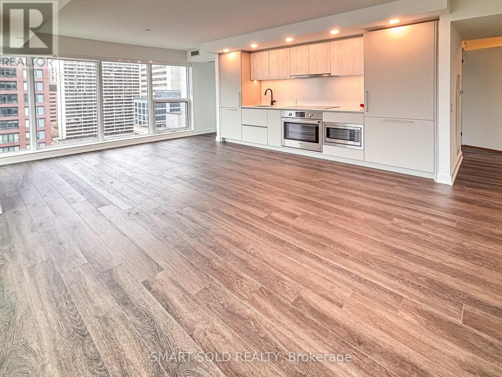 Property Photo: 609 Sherbourne Street 1402 ON M4X 1K7