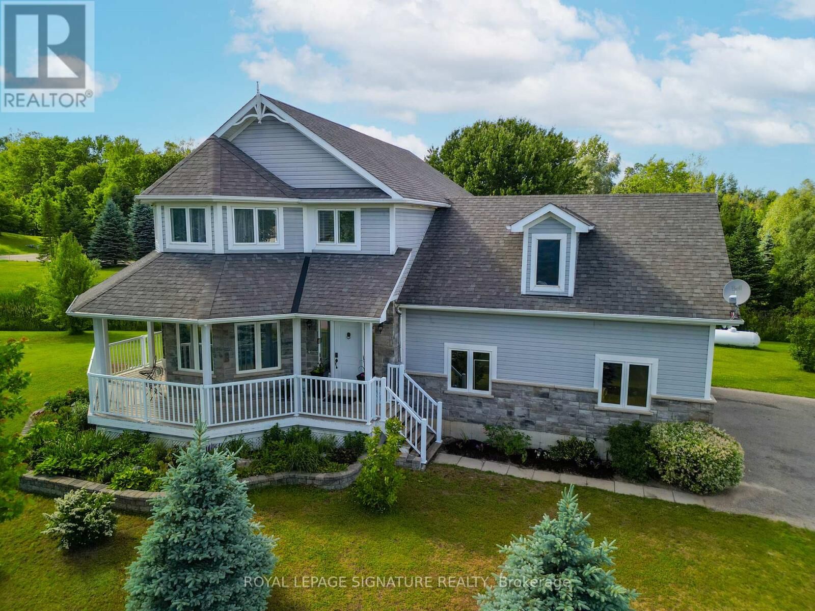 Property Photo: 65 Cindy Lane ON L0M 1M0