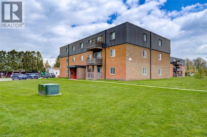 Property Photo:  390 Admiral Drive 210  ON N5V 3C2 
