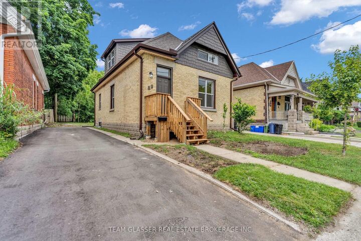 Property Photo:  89 Elm Street  ON N5Z 2K4 