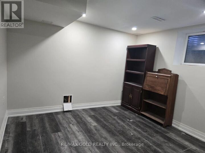 Property Photo:  47 Mikado Crescent  ON L6S 3R5 