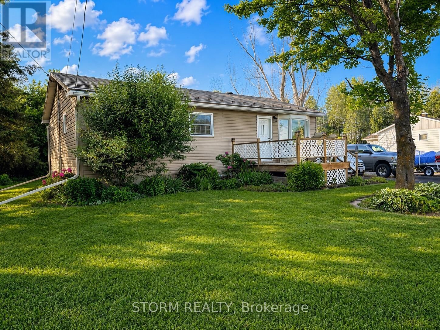 Property Photo: 4901 Piperville Road ON K0A 1K0
