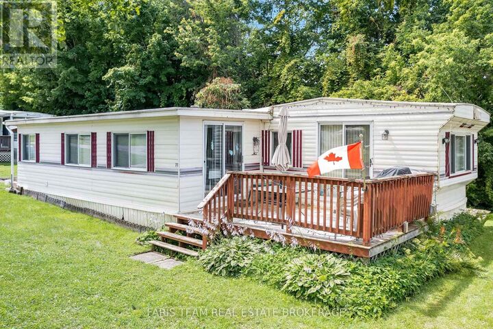 Property Photo: 77 Stans Circle ON L4R 0B8