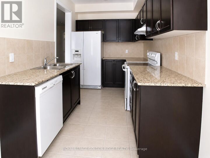Property Photo: 162 Collin Court ON L4E 0X7