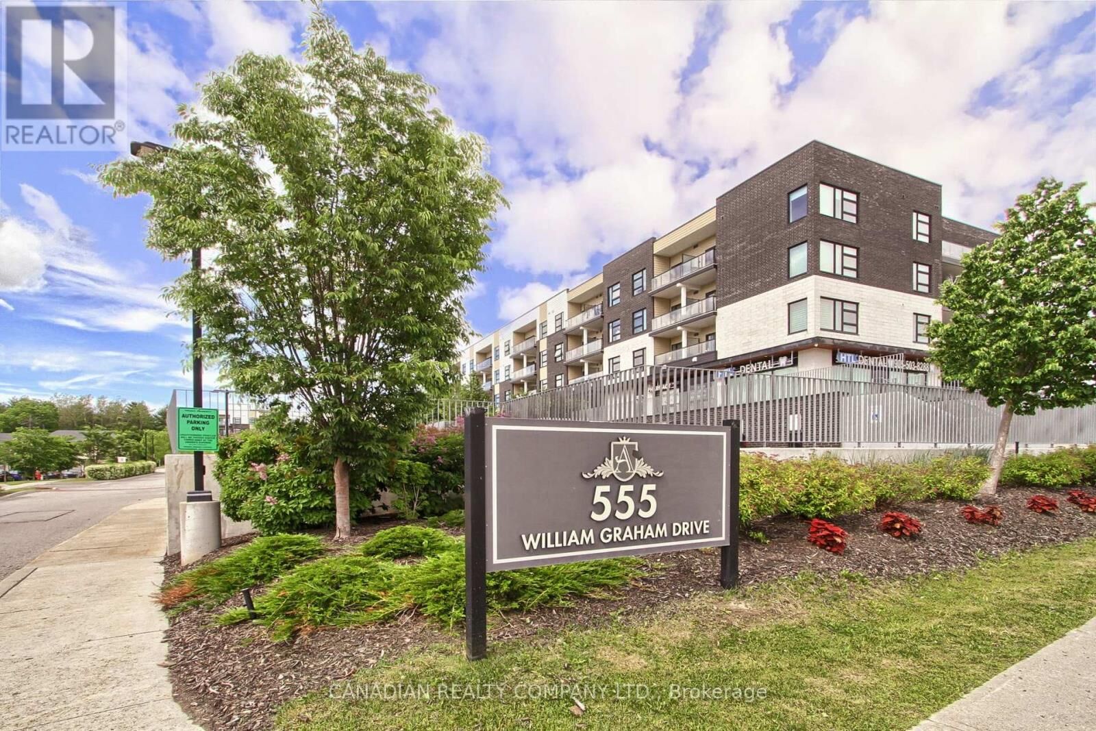 Property Photo:  555 William Graham Drive 233  ON L4G 7C4 