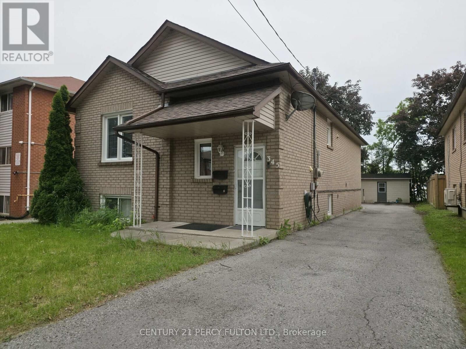 Property Photo:  345 Buena Vista Avenue  ON L1J 2M6 
