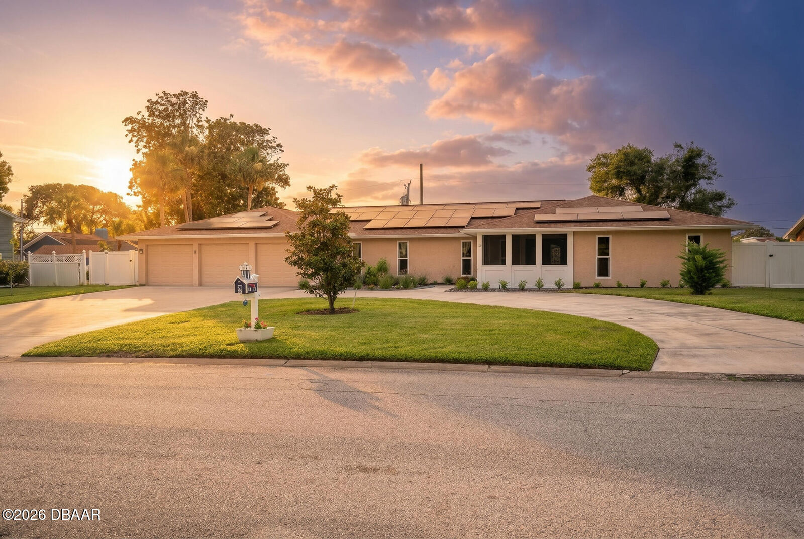 Property Photo: 33 Sandcastle Drive FL 32176