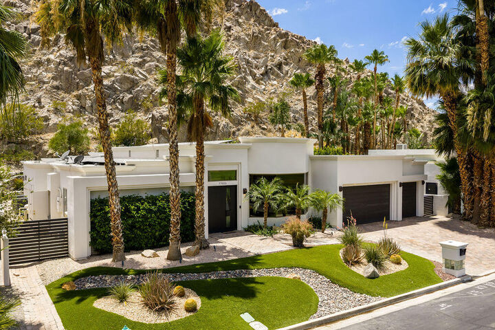 Property Photo: 77025 Desi Drive CA 92210