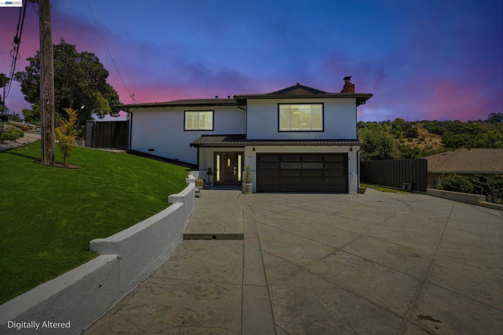 Property Photo: 3910 Oak Hill Rd CA 94605